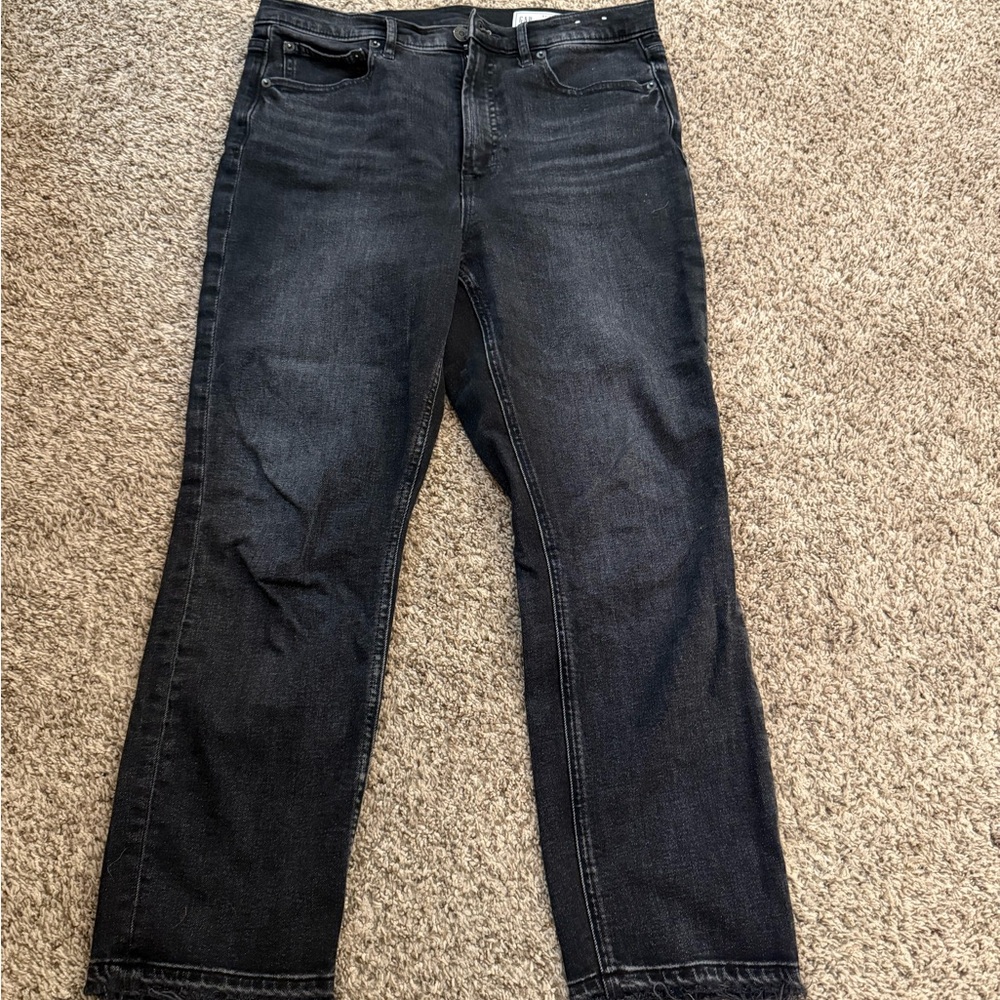 GAP Women's Black Straight Leg Jeans